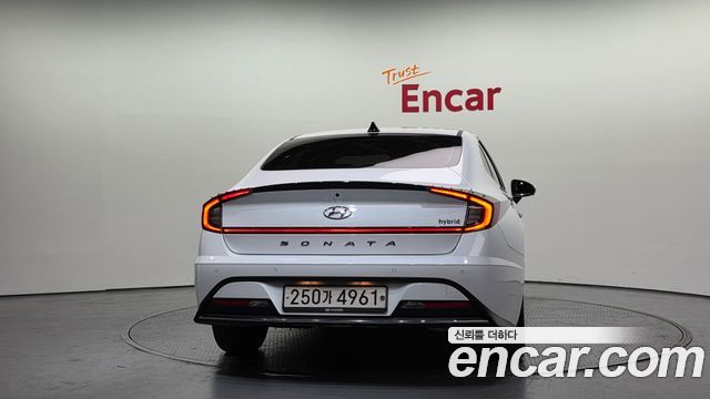 Hyundai Sonata Hybrid (DN8) Inspiration 2021 — фото 4