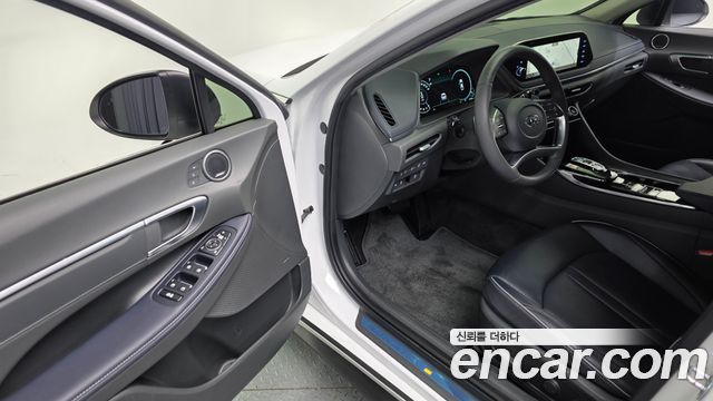 Hyundai Sonata Hybrid (DN8) Inspiration 2021 — фото 12