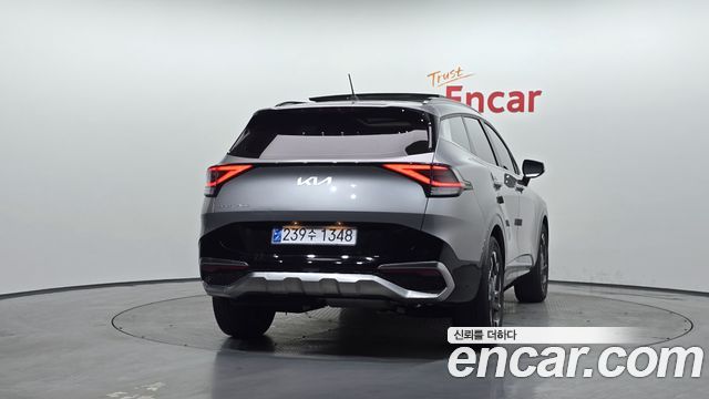 Kia Sportage (V) Diesel 2.0 2WD Prestige 2023 — фото 4
