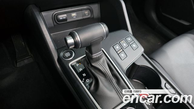 Kia Sportage (V) Diesel 2.0 2WD Prestige 2023 — фото 9