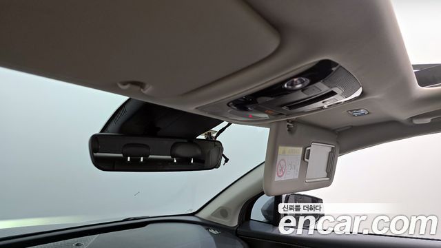 Kia Sportage (V) Diesel 2.0 2WD Prestige 2023 — фото 17