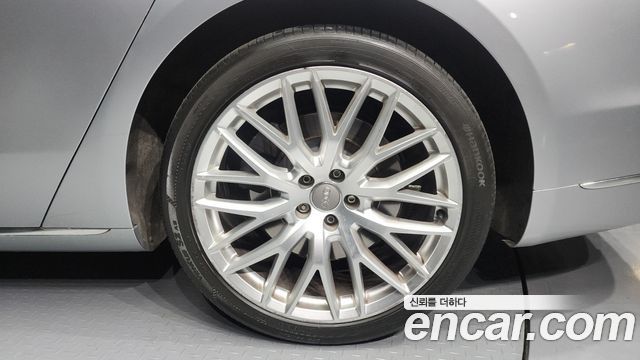 Audi A8 60 TFSI Quattro LWB D4 2015 — фото 5