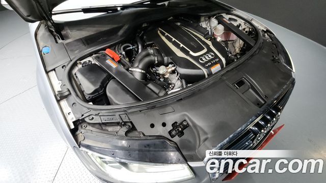 Audi A8 60 TFSI Quattro LWB D4 2015 — фото 6