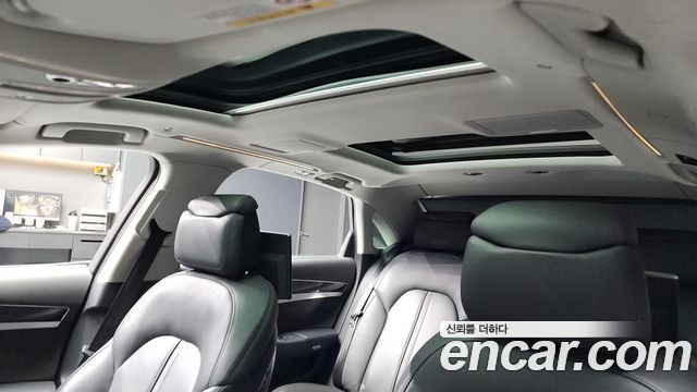 Audi A8 60 TFSI Quattro LWB D4 2015 — фото 19