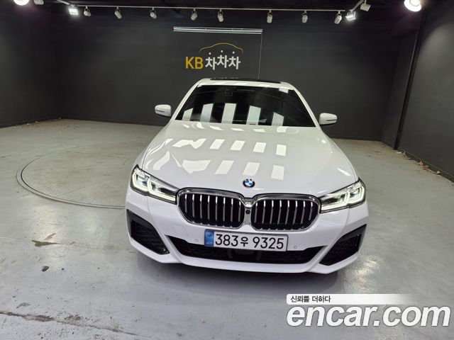 BMW 5 Series (G30) 530i M Sport Package 2022 — фото 2