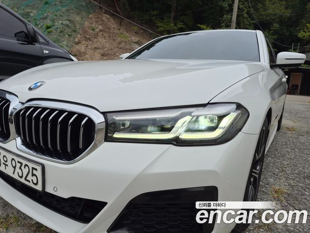 BMW 5 Series (G30) 530i M Sport Package 2022 — фото 24