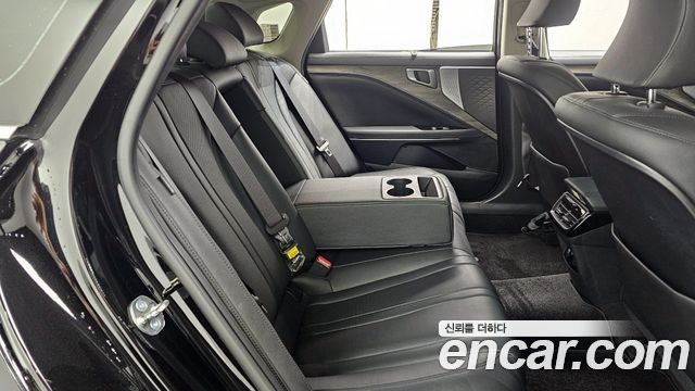 Kia K8 2.5 Gasoline 2WD Noblesse 2023 — фото 12
