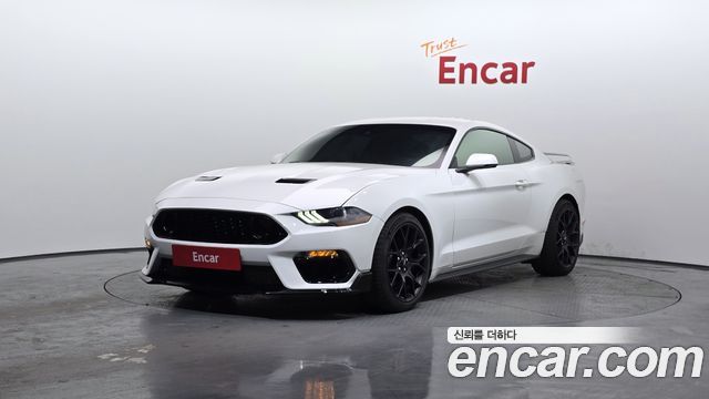 Ford Mustang Coupe