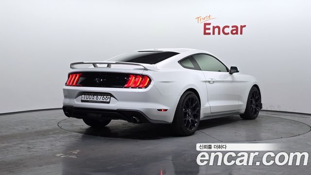Ford Mustang Coupe 2019 — фото 2