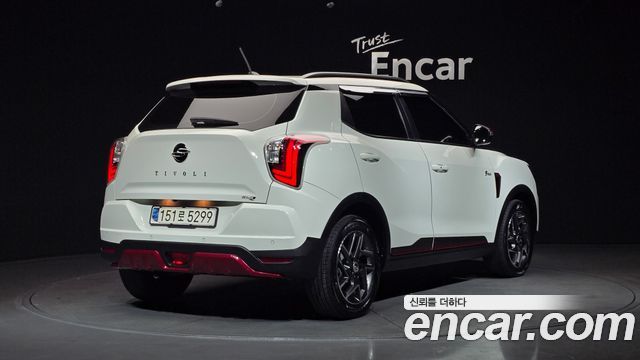 KG Mobility (SsangYong) Very New Tivoli Gasoline 1.5 2WD R-PLUS White 2022 — фото 2