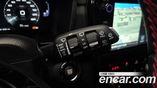 KG Mobility (SsangYong) Very New Tivoli Gasoline 1.5 2WD R-PLUS White 2022 — фото 18