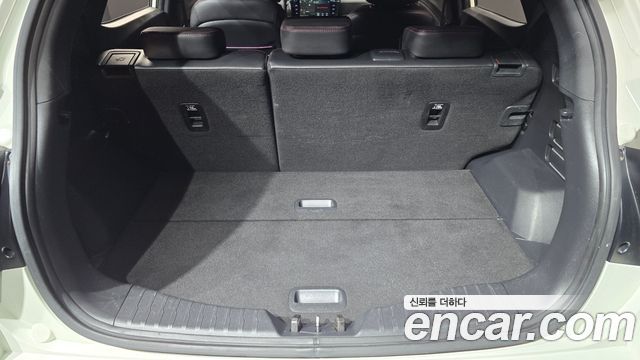 KG Mobility (SsangYong) Very New Tivoli Gasoline 1.5 2WD R-PLUS White 2022 — фото 20