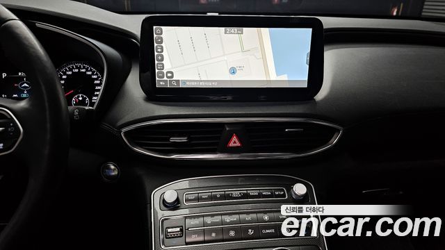 Hyundai Santa Fe Diesel 2.2 4WD Exclusive 2023 — фото 14