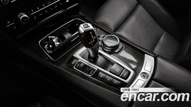 BMW 7 Series (F01) 730d xDrive 2014 — фото 9