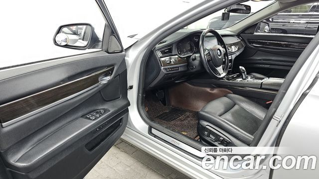 BMW 7 Series (F01) 730d xDrive 2014 — фото 10