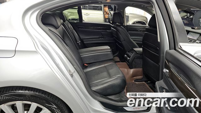 BMW 7 Series (F01) 730d xDrive 2014 — фото 12