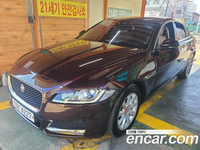 Jaguar XF (X260) 20d Prestige 2017 — фото 2