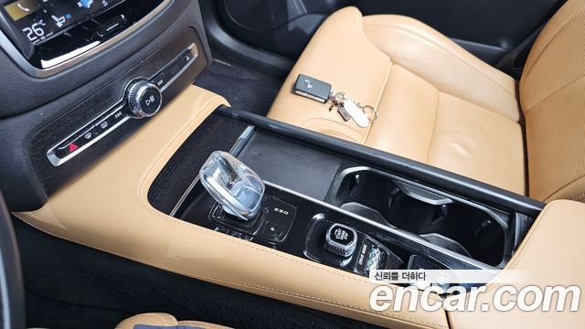 Volvo XC90 (II) T8 Inscription Hybird 2021 — фото 9