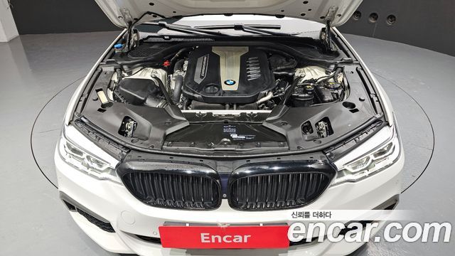 BMW 5 Series (G30) M550d xDrive 2018 — фото 6