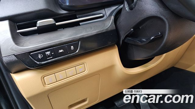 Kia Carnival (IV) Gasoline 9-Seater Noblesse 2023 — фото 12