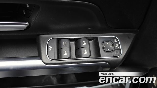Mercedes-Benz GLB-Class (X247) GLB220 2020 — фото 17