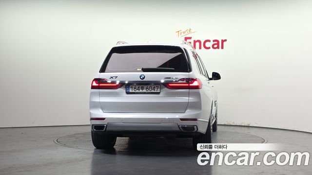 BMW X7 (G07) xDrive 40d Design Pure Excellence 6-Seater 2022 — фото 4