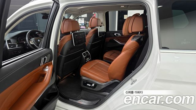 BMW X7 (G07) xDrive 40d Design Pure Excellence 6-Seater 2022 — фото 11