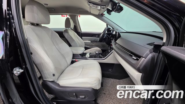 Kia Carnival (IV) Gasoline 7-Seater Noblesse 2023 — фото 10
