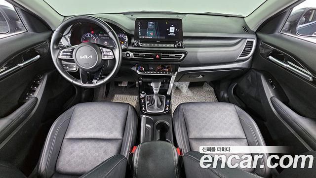 Kia Seltos Gasoline 1.6 Turbo 2WD Signature 2023 — фото 7