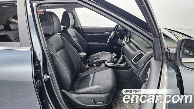 Kia Seltos Gasoline 1.6 Turbo 2WD Signature 2023 — фото 12
