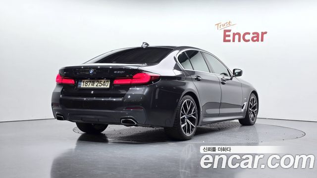 BMW 5 Series (G30) 530i xDrive M Sport Package 2022 — фото 2