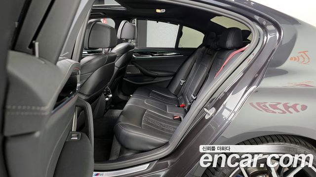 BMW 5 Series (G30) 530i xDrive M Sport Package 2022 — фото 12