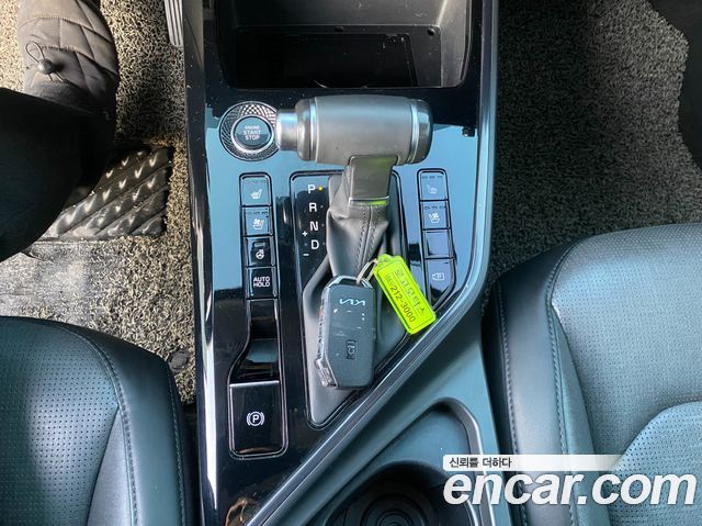 Kia Niro Prestige 2022 — фото 15