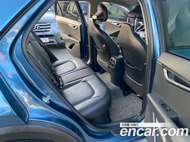 Kia Niro Prestige 2022 — фото 20