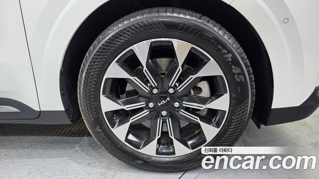 Kia Carnival (IV) Diesel 9-Seater Signature 2023 — фото 5