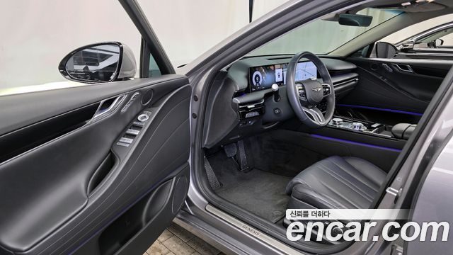 Genesis G80 (RG3) Gasoline 2.5 Turbo 2WD 2025 — фото 10