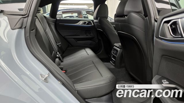 BMW i4 eDrive40 M Sports 2025 — фото 12