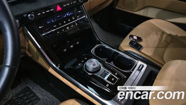 Kia Carnival (IV) Gasoline 7-Seater Signature 2023 — фото 9