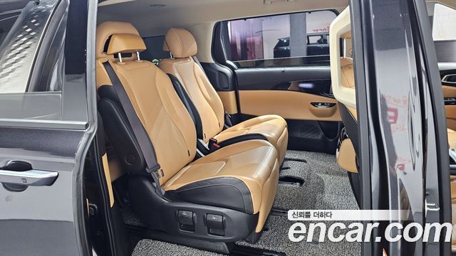 Kia Carnival (IV) Gasoline 7-Seater Signature 2023 — фото 12