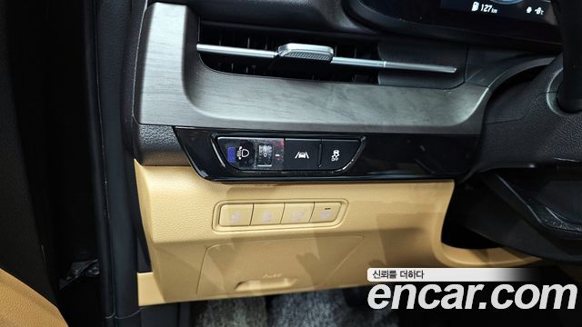 Kia Carnival (IV) Gasoline 7-Seater Signature 2023 — фото 17