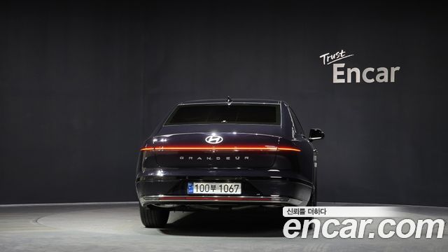 Hyundai Grandeur (GN7) 2,5 Gasoline 2WD Calligraphy 2025 — фото 4