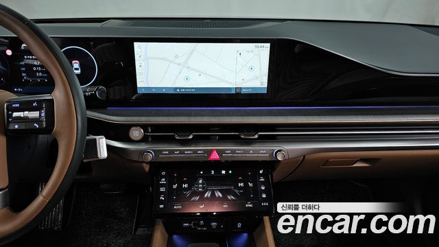 Hyundai Grandeur (GN7) 2,5 Gasoline 2WD Calligraphy 2025 — фото 14