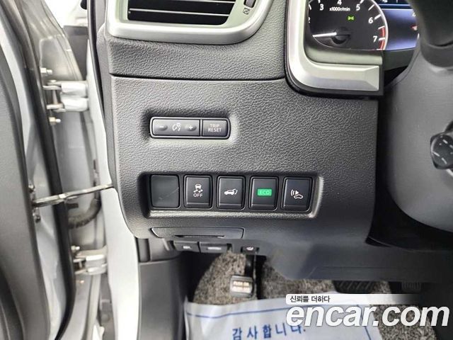 Nissan Murano (Z52) 2.5 Hybird Platinum 2016 — фото 18
