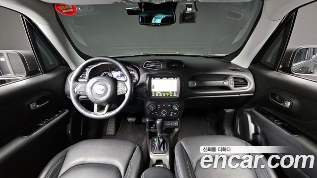 Jeep Renegade 2.4 Limited 2021 — фото 7