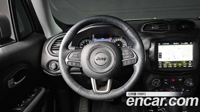 Jeep Renegade 2.4 Limited 2021 — фото 13