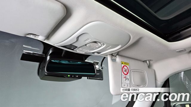 Jeep Renegade 2.4 Limited 2021 — фото 20