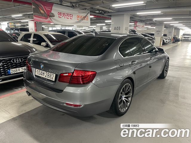 BMW 5 Series (F10) 520d Luxury 2014 — фото 2