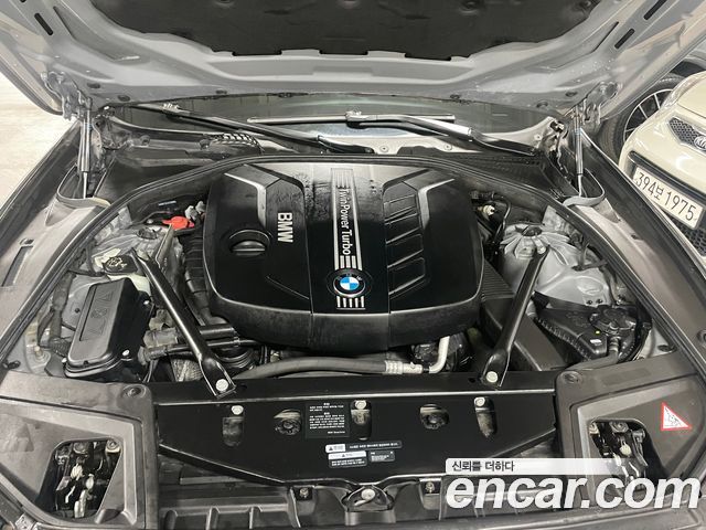 BMW 5 Series (F10) 520d Luxury 2014 — фото 8