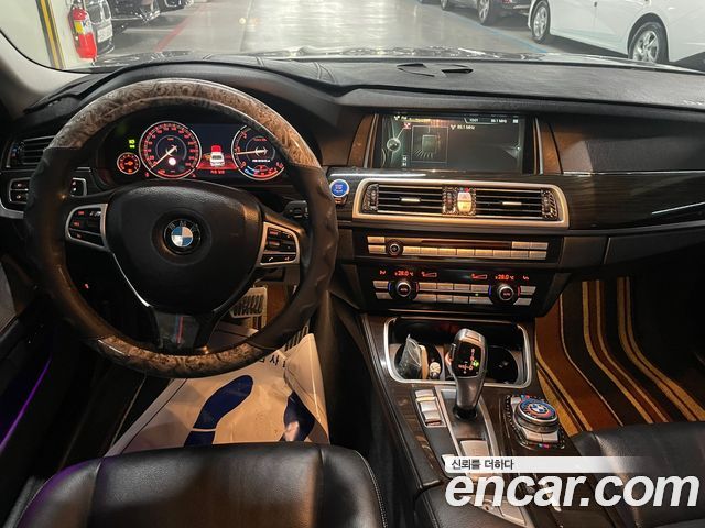 BMW 5 Series (F10) 520d Luxury 2014 — фото 20