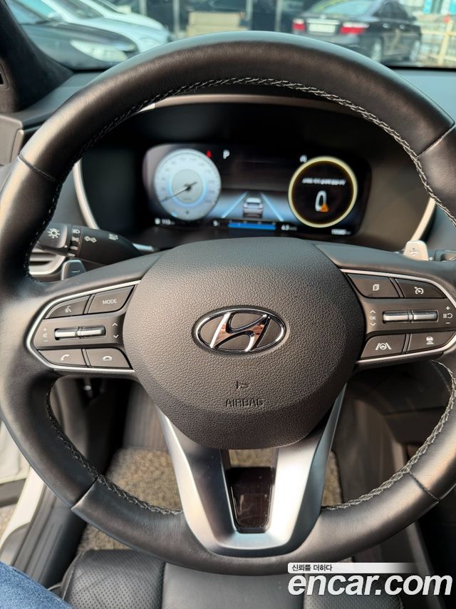 Hyundai Santa Fe Gasoline 2.5T 2WD Prestige 2021 — фото 16